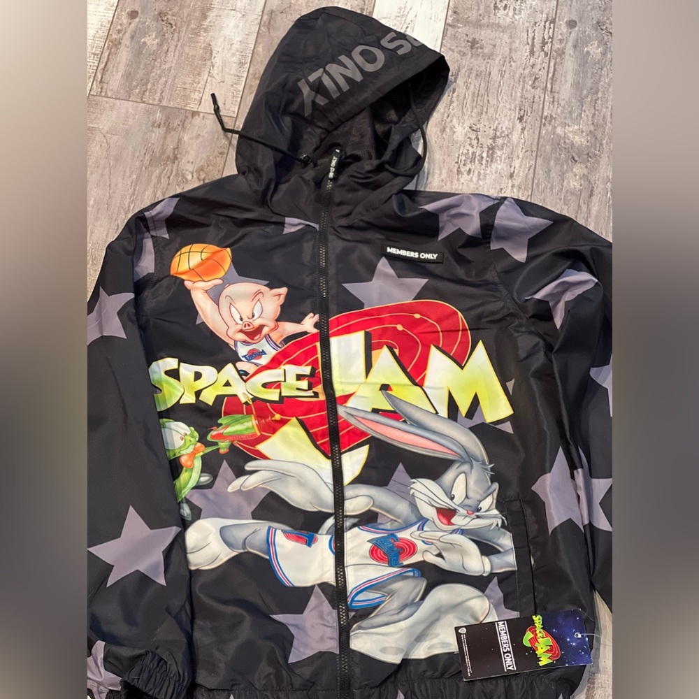 Members Only Space Jam Bugs Bunny Black NWT Jacket size Medium colorful fun